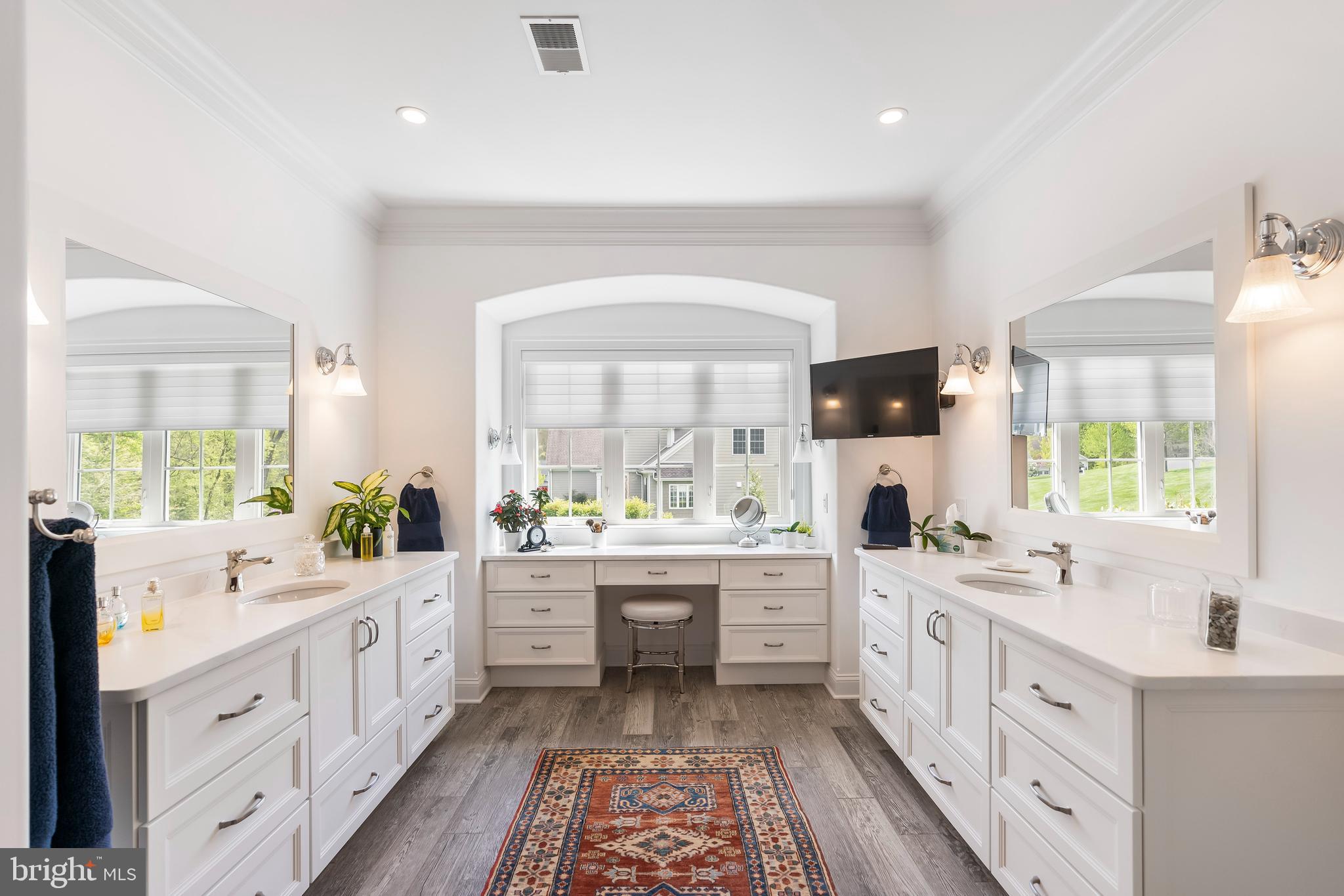 BURROWS RIDGE - Residential