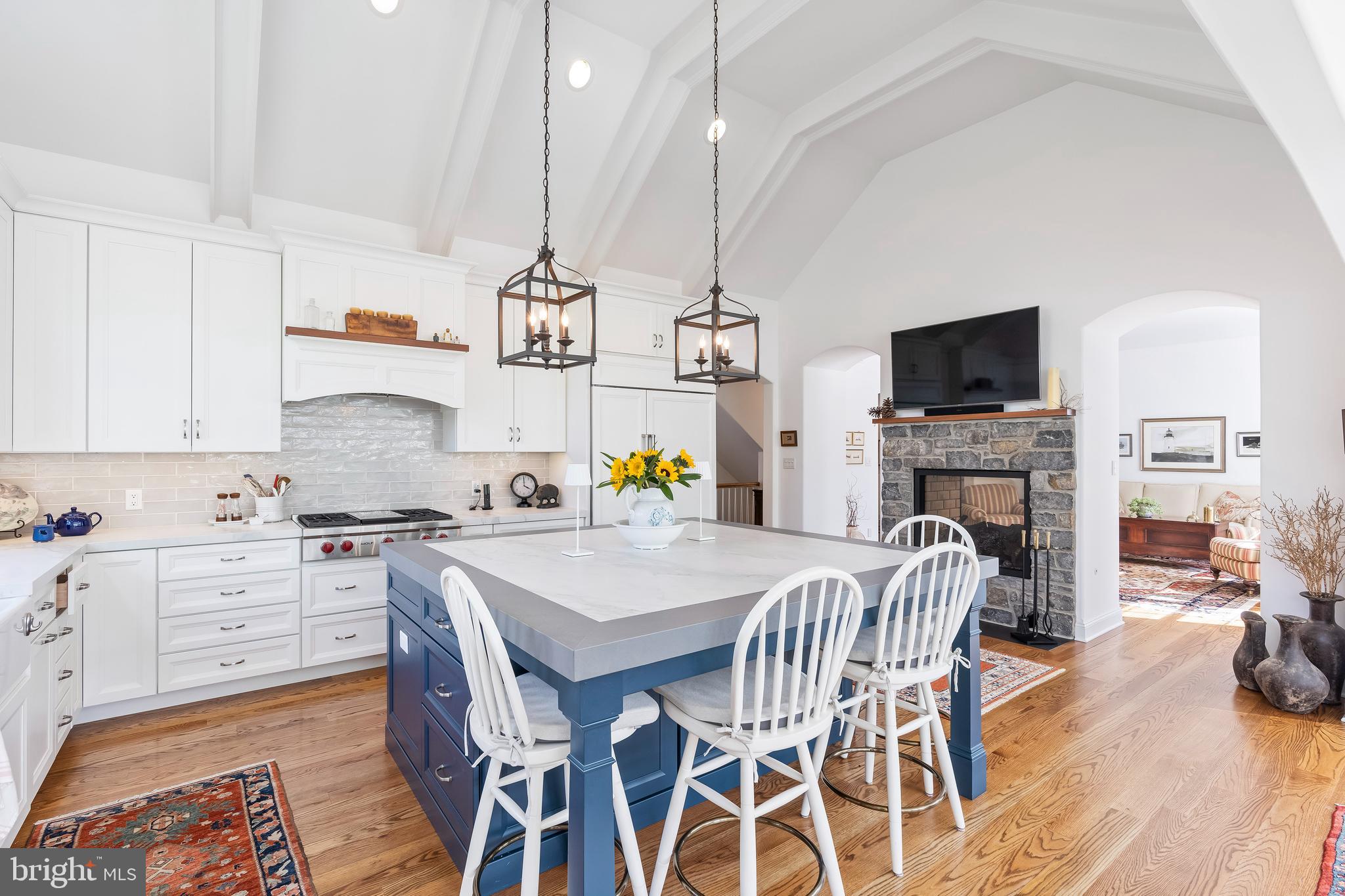 BURROWS RIDGE - Residential