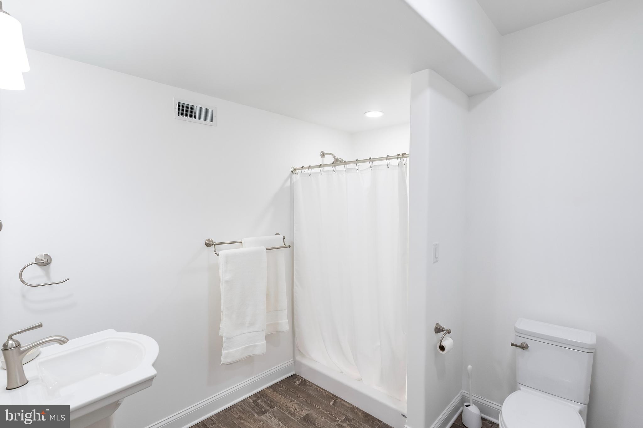 BURROWS RIDGE - Residential