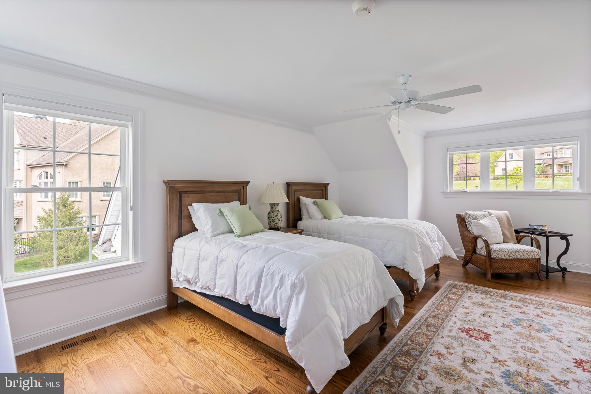 BURROWS RIDGE - Residential