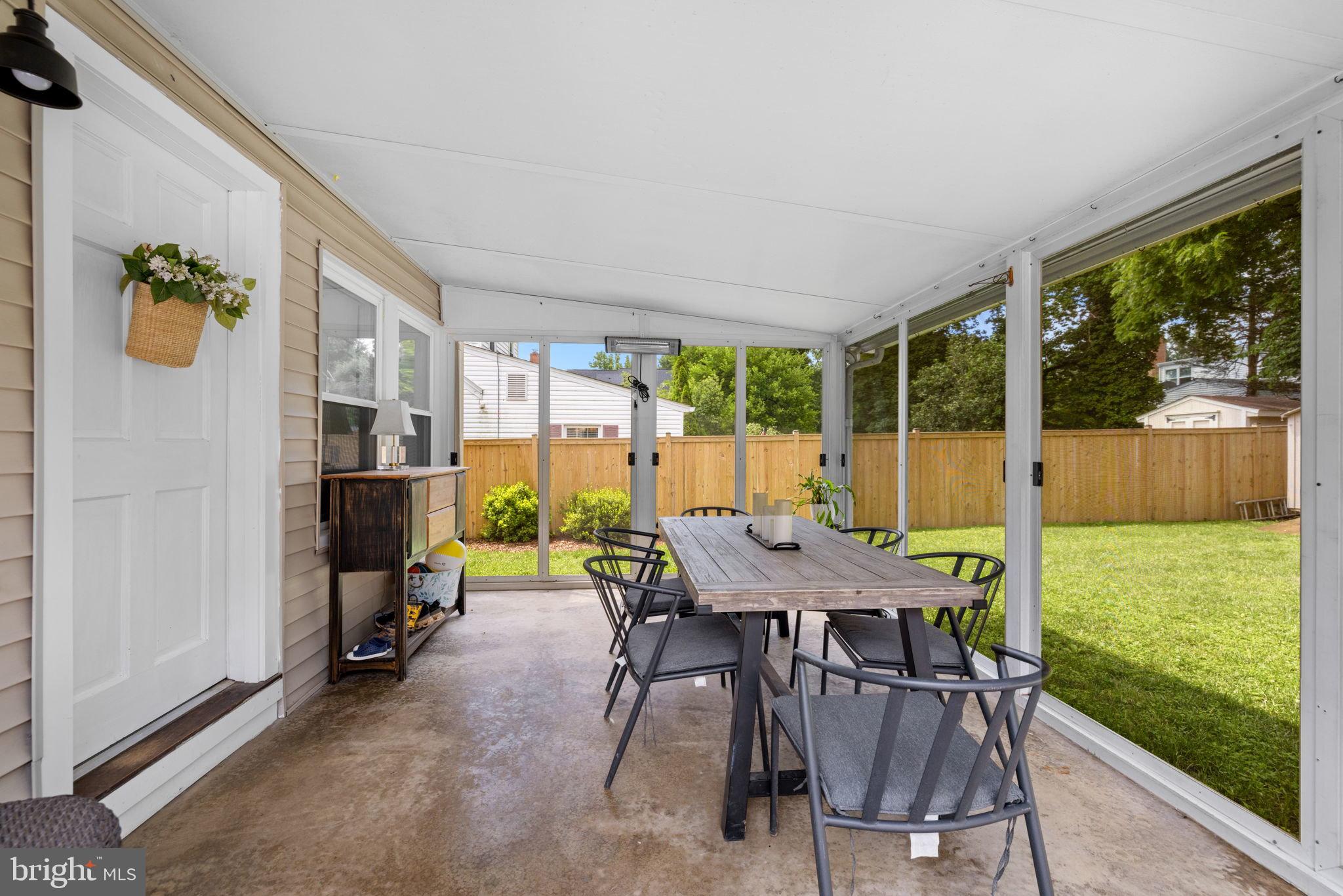 2800 W GEORGE MASON ROAD