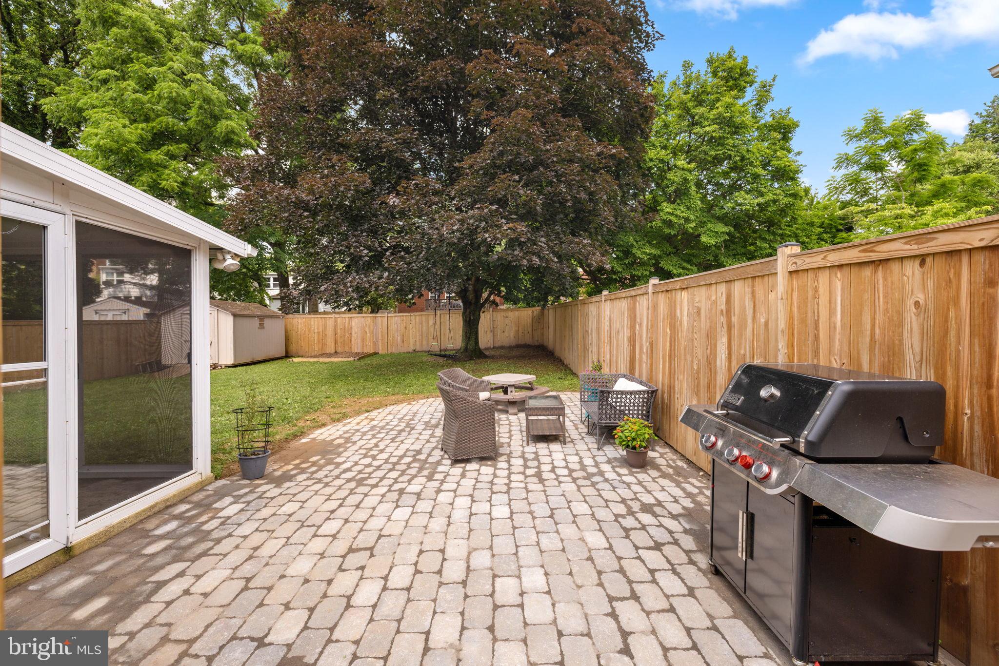 2800 W GEORGE MASON ROAD