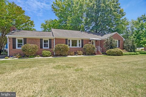 Homes For Sale - 12815 Thompson Drive<br/> WALDORF, MD 20602