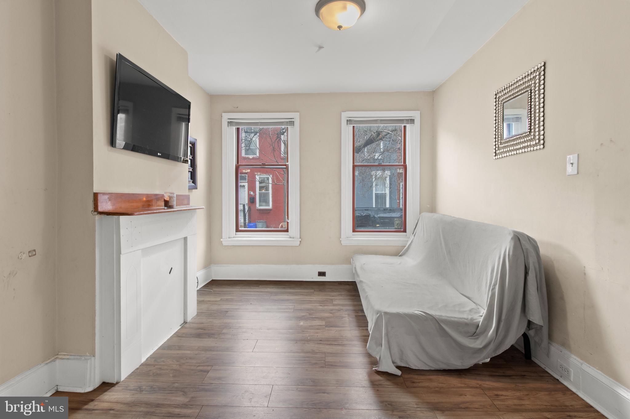 DICKINSON NARROWS - Residential