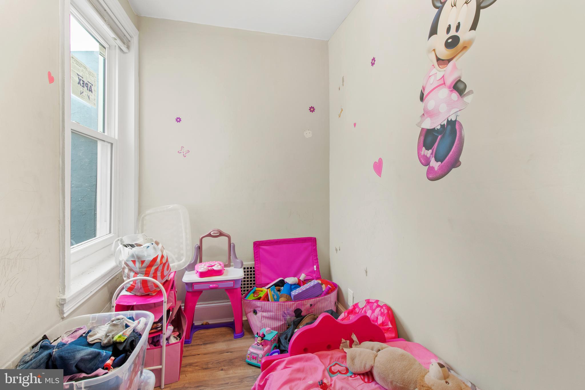 DICKINSON NARROWS - Residential