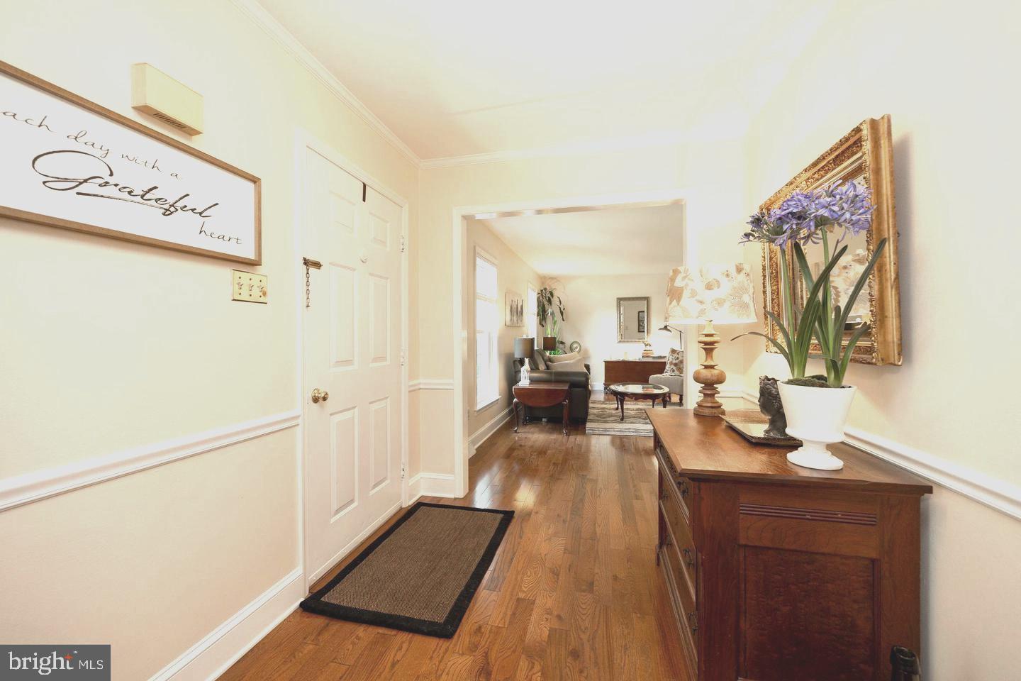 883 TWICKENSHAM COURT