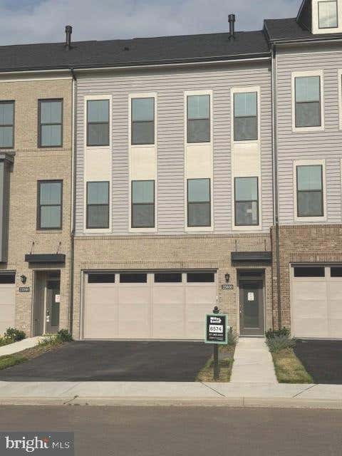 Photo of 23600 Raytown Terrace, ASHBURN, VA 20148 (MLS # VALO2128772)