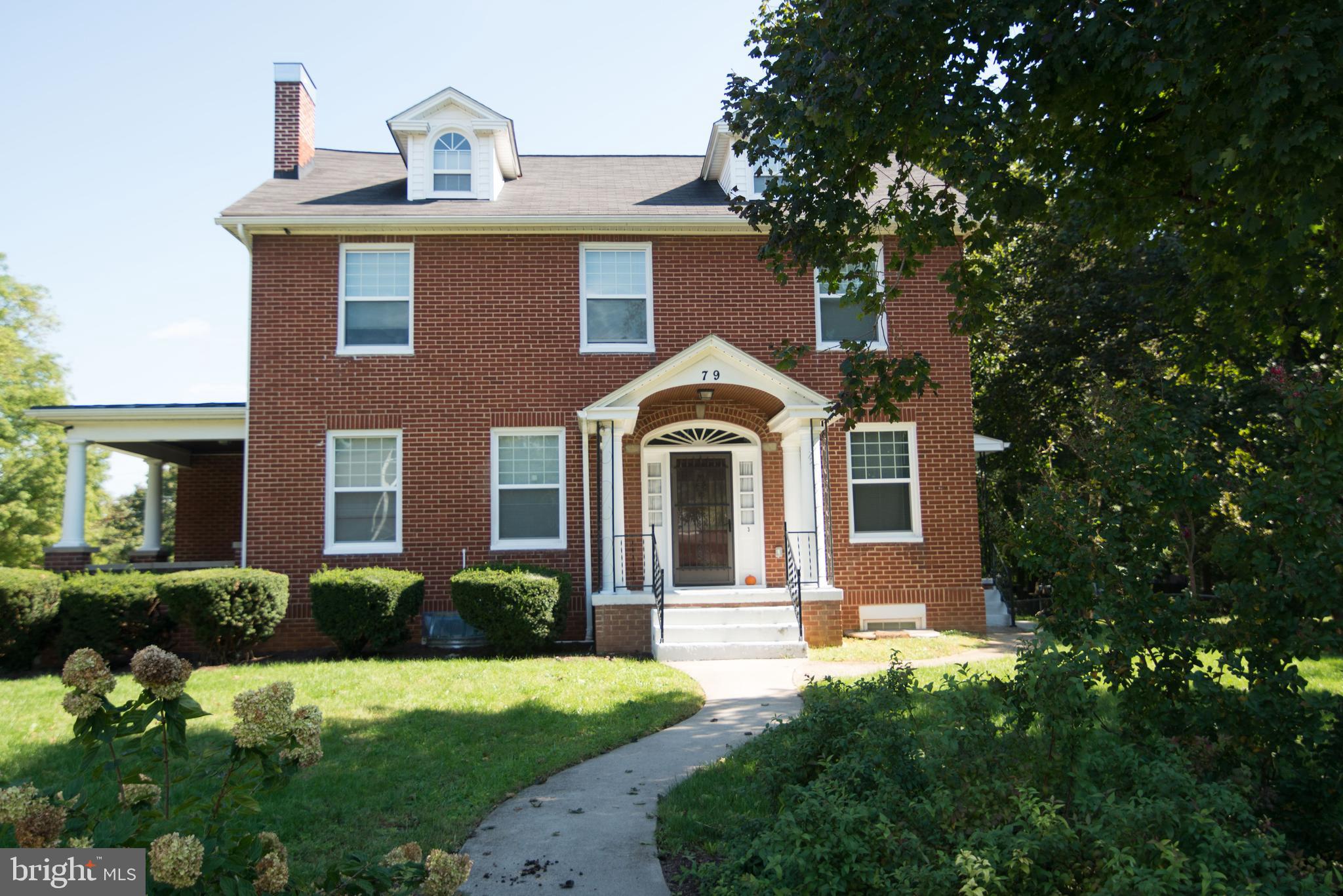 Charming 1 bedroom, one bath apartment conveniently located in Charles Town near restaurants, shopping and Charles Town Races. Situated directly off of Rt 340 and close to Rt 9, making commuting a breeze! This unit features a private entrance and private backyard balcony. Laundry room on site. No smoking and no pets!
