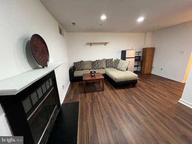 FLOWER HILL - Residential Lease