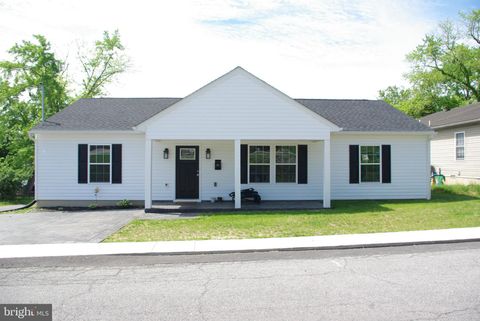 121 WASHINGTON STREET HANCOCK MD 21750