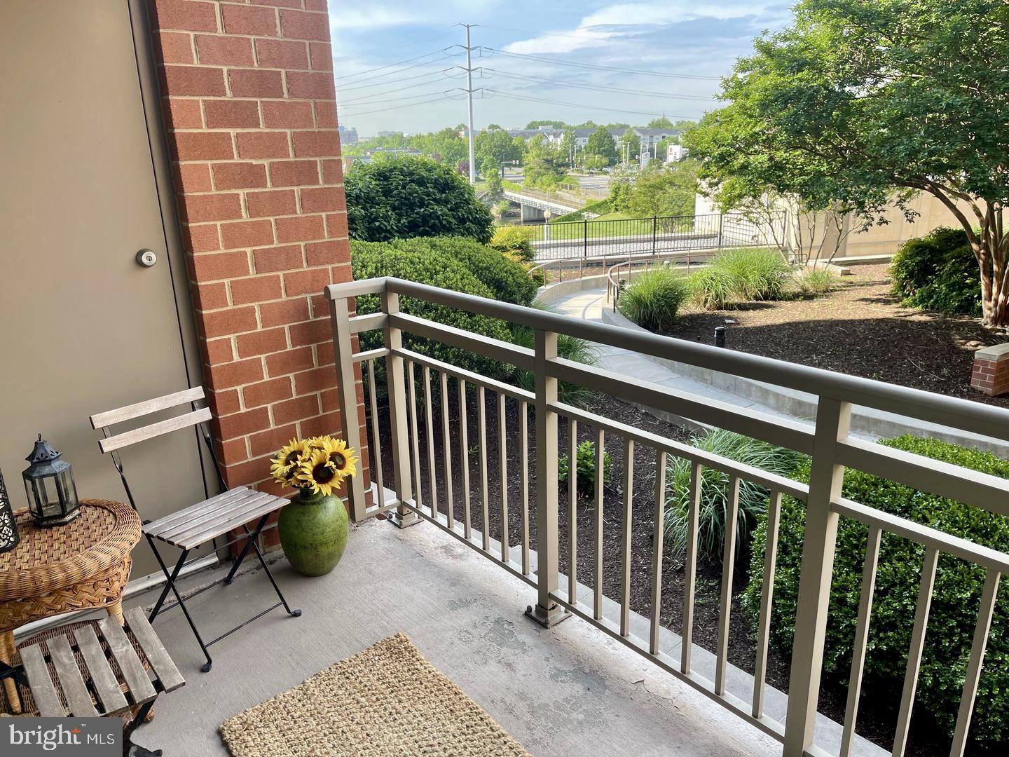 ECLIPSE ON CENTER PARK - Residential Lease