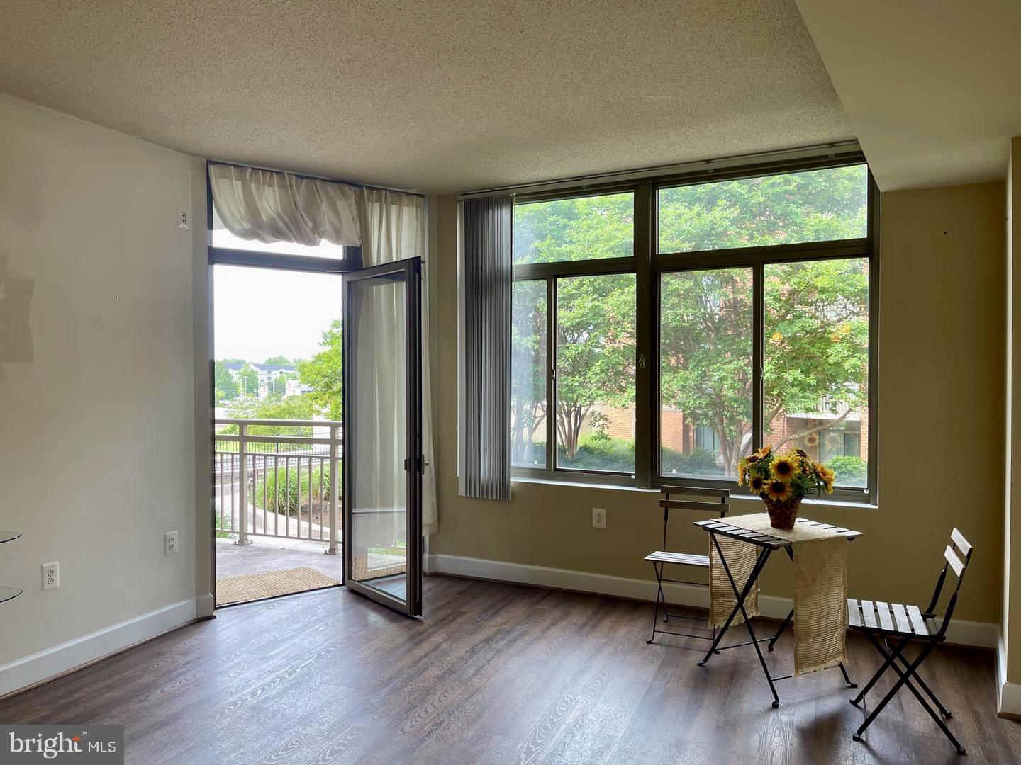 ECLIPSE ON CENTER PARK - Residential Lease