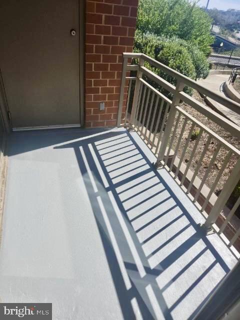 ECLIPSE ON CENTER PARK - Residential Lease