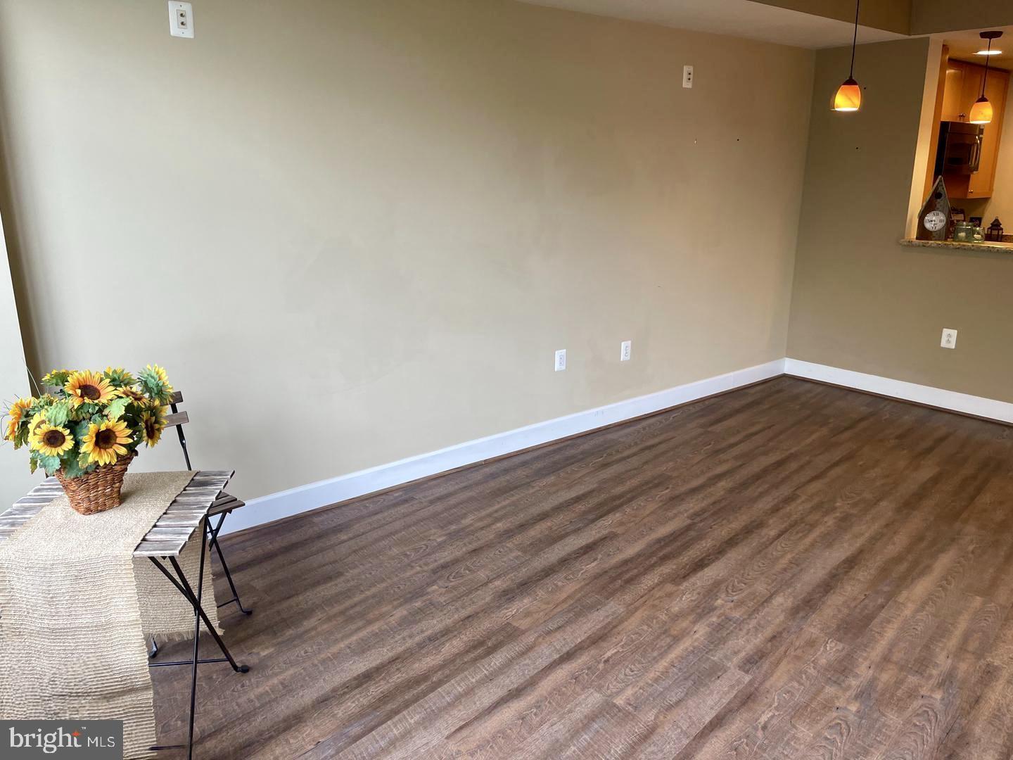 ECLIPSE ON CENTER PARK - Residential Lease