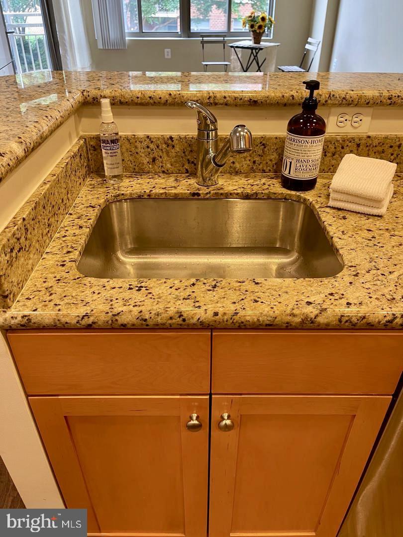 ECLIPSE ON CENTER PARK - Residential Lease