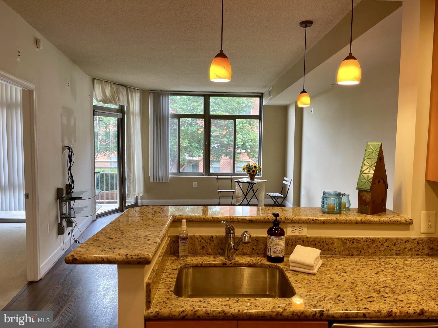 ECLIPSE ON CENTER PARK - Residential Lease