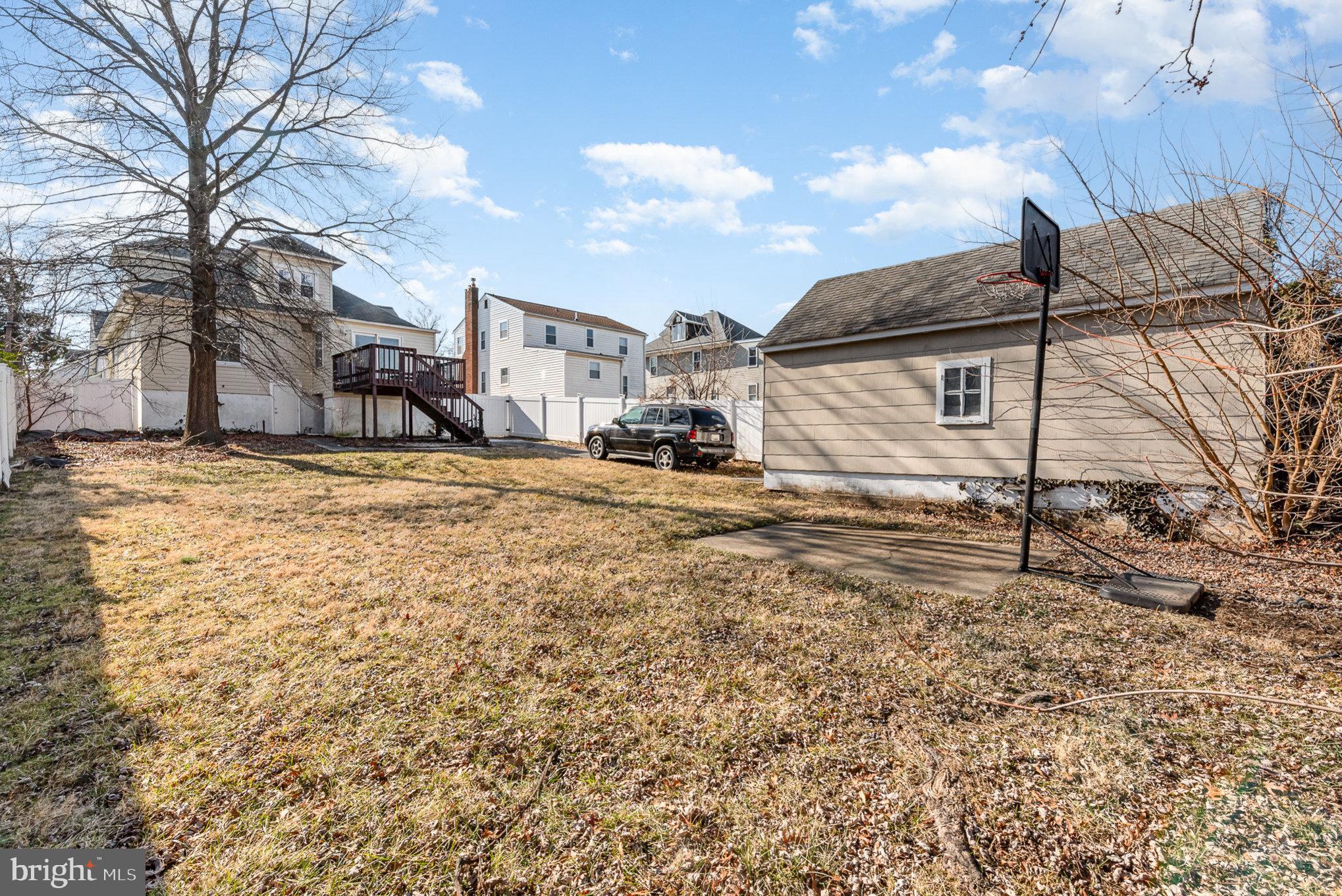 LINWOOD - Residential