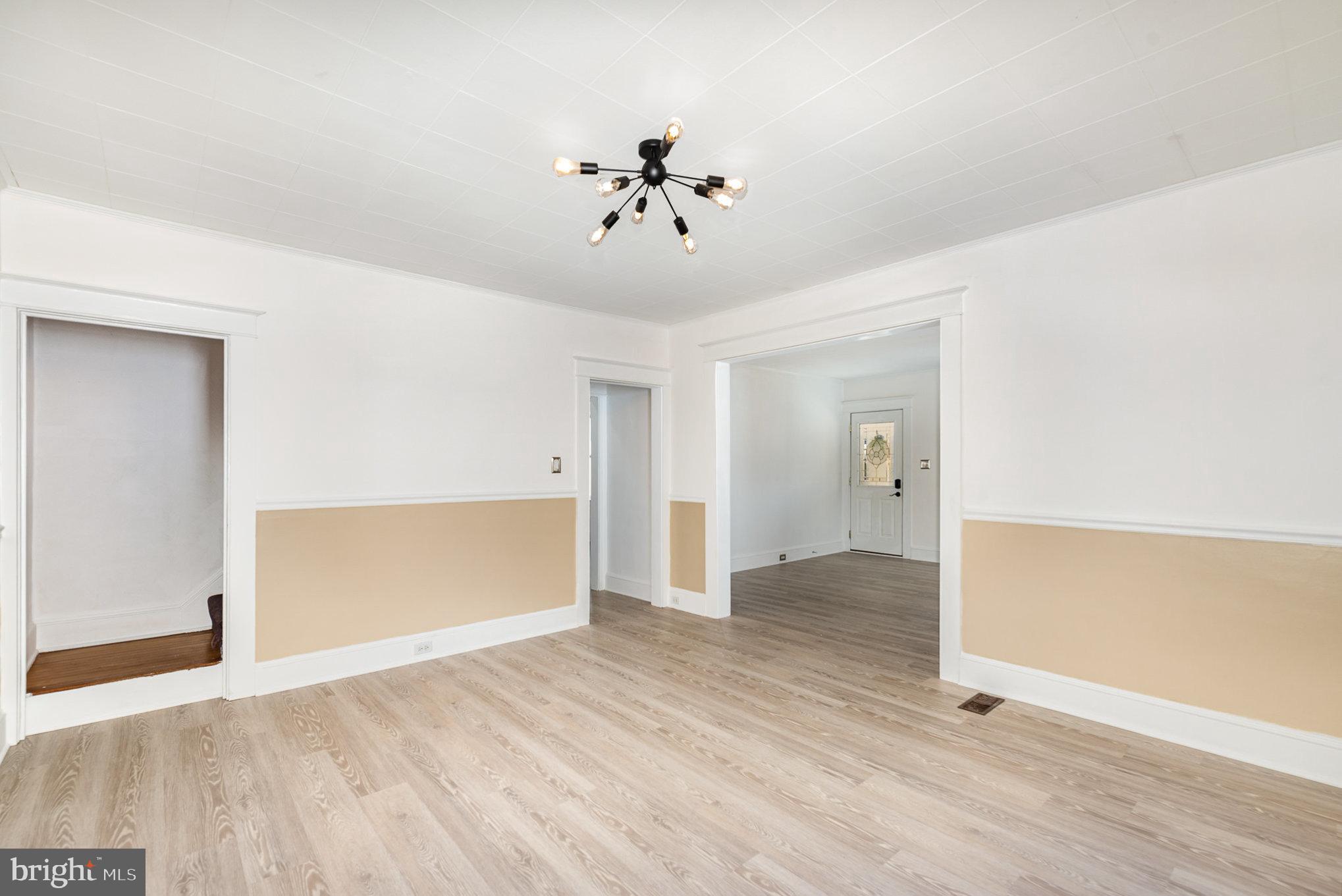 LINWOOD - Residential