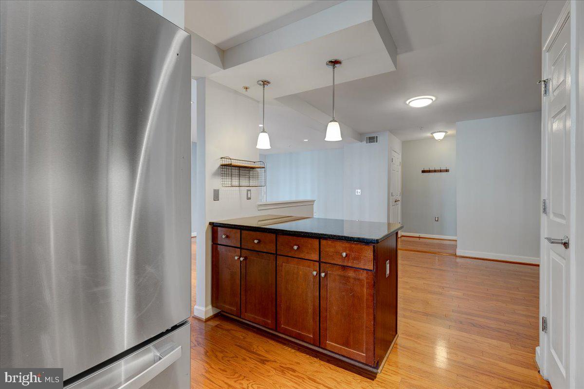 WEST VILLAGE OF SHIRLINGTON - Residential Lease