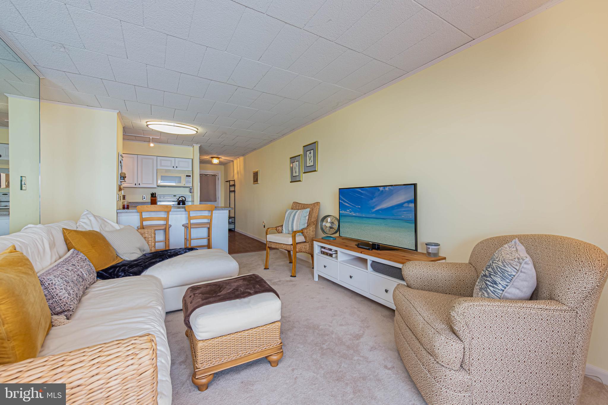 BAYSIDE KEYS - Residential