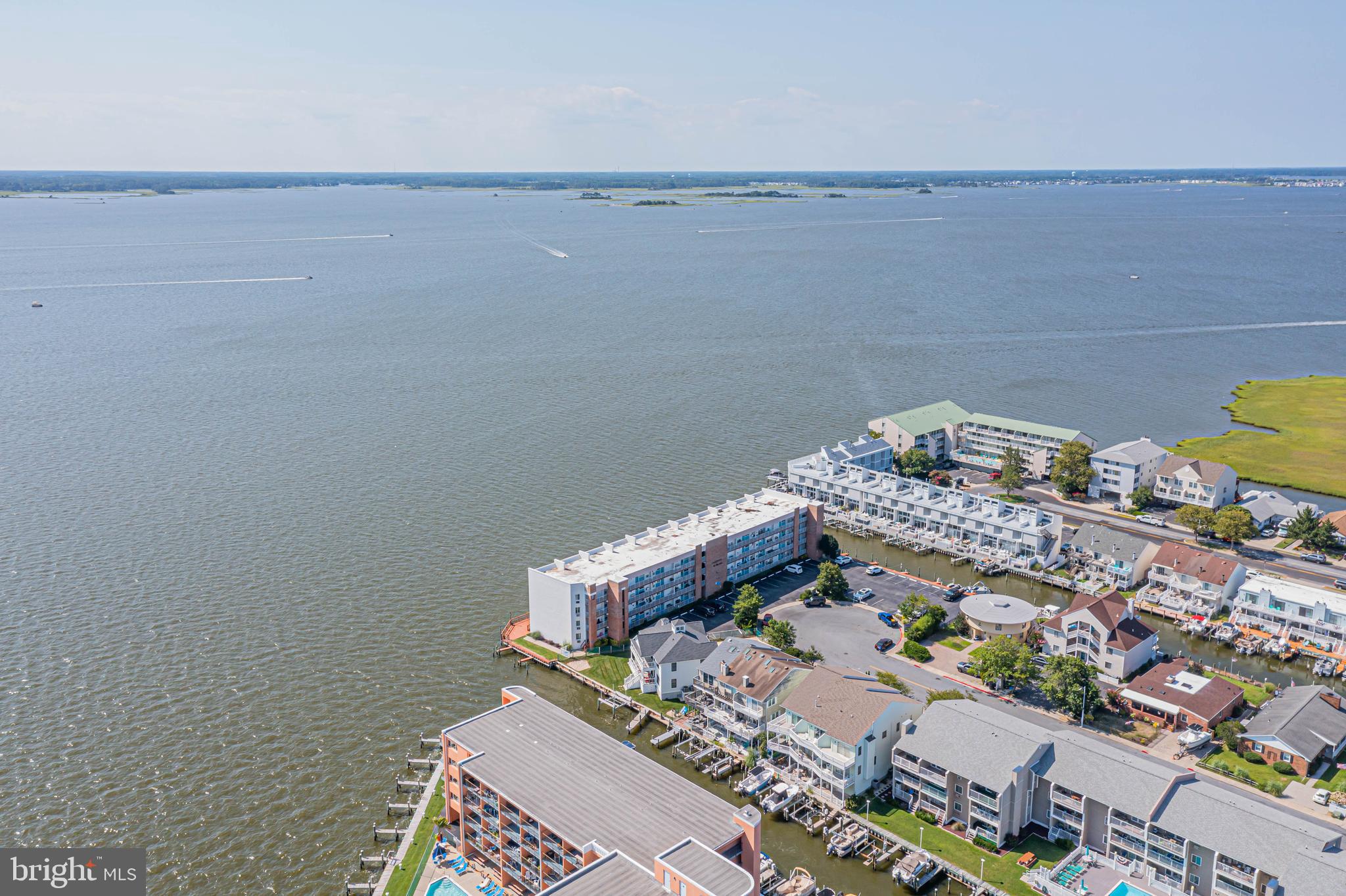 BAYSIDE KEYS - Residential