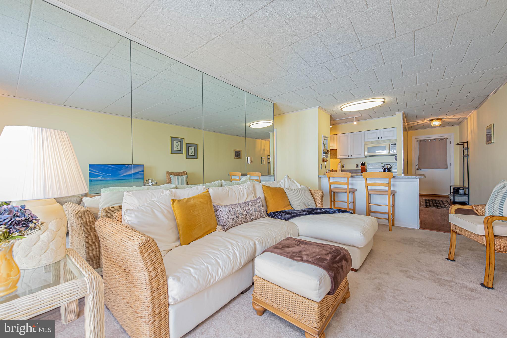 BAYSIDE KEYS - Residential