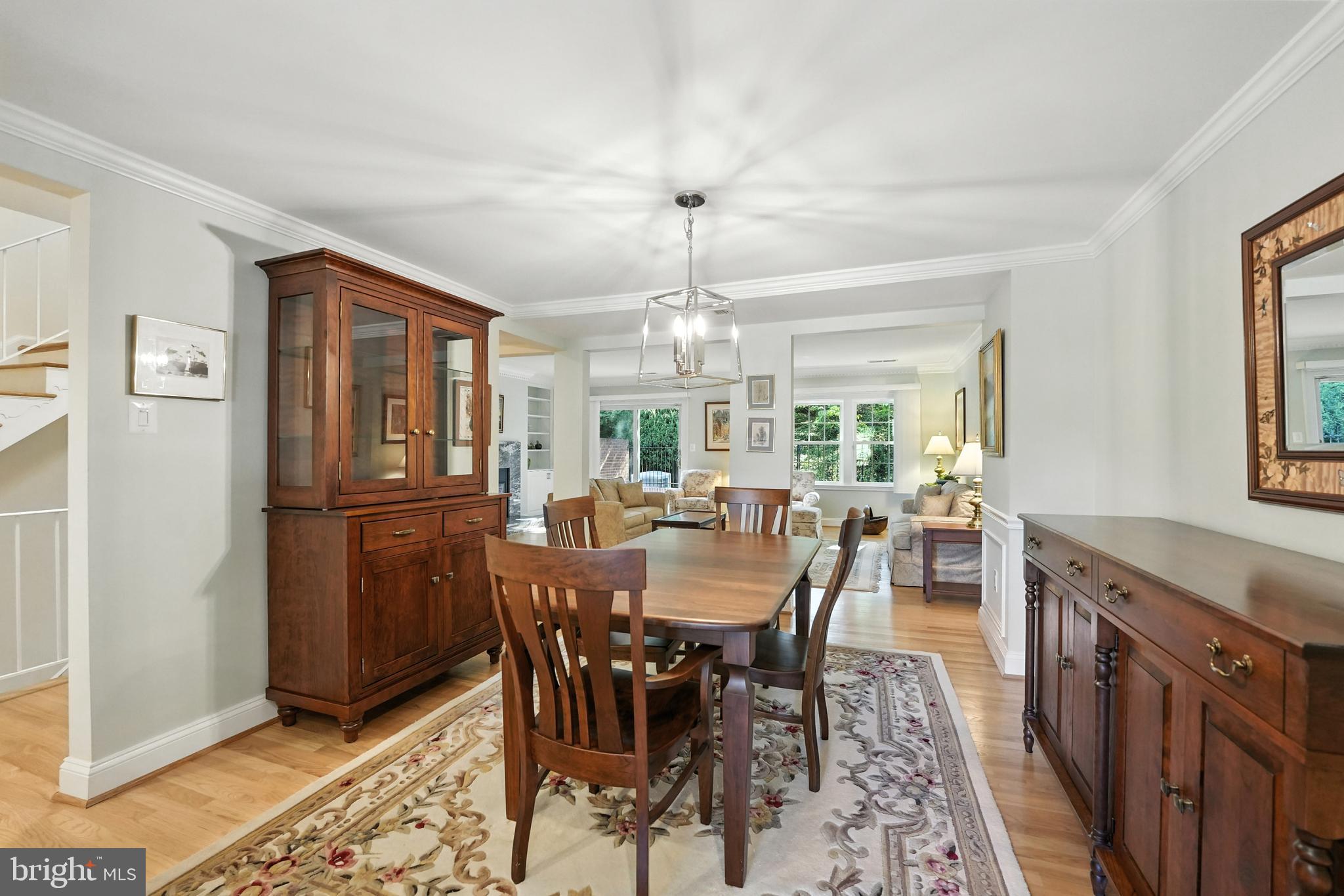 FOREST HILLS - Residential