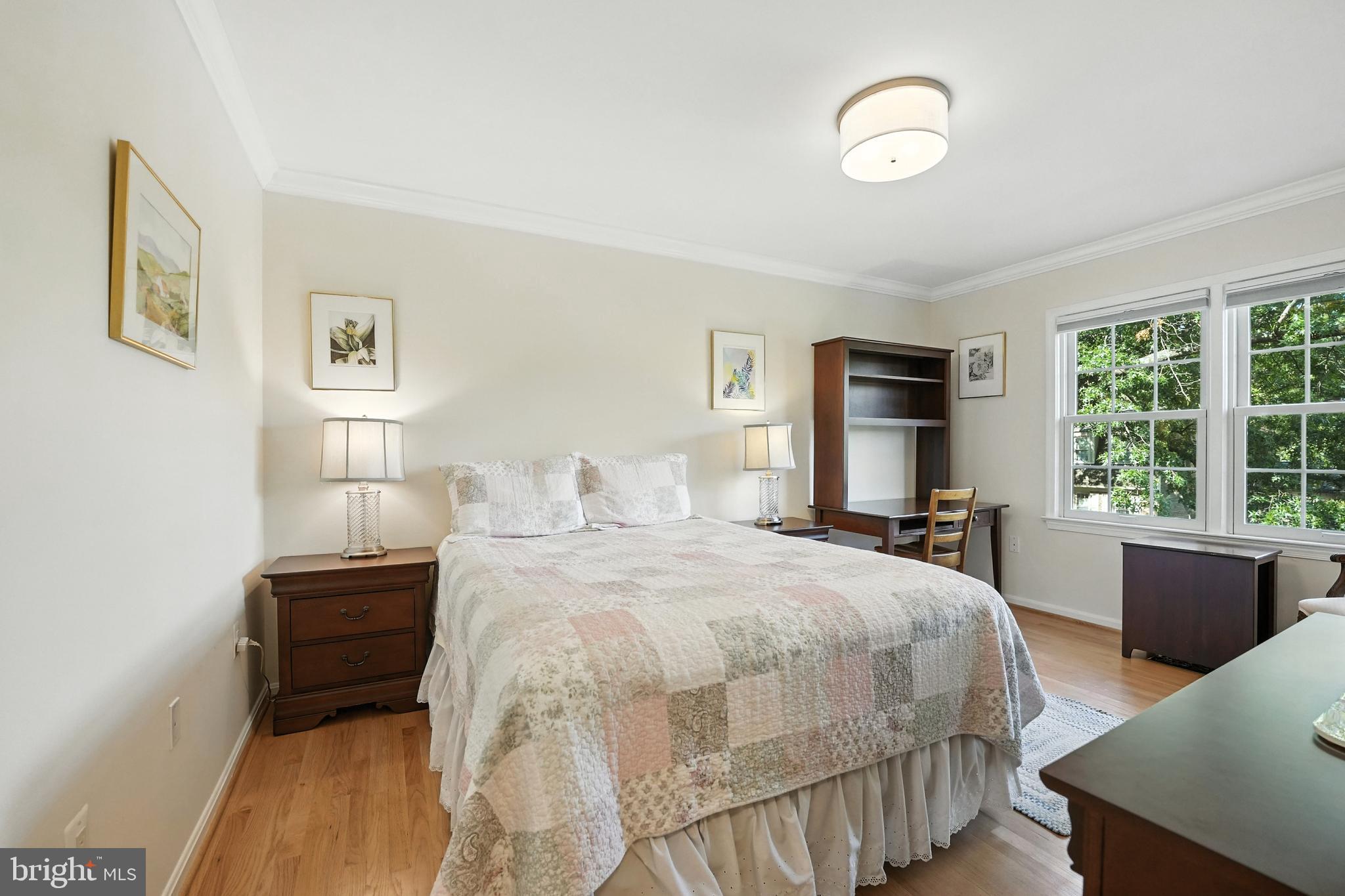 FOREST HILLS - Residential