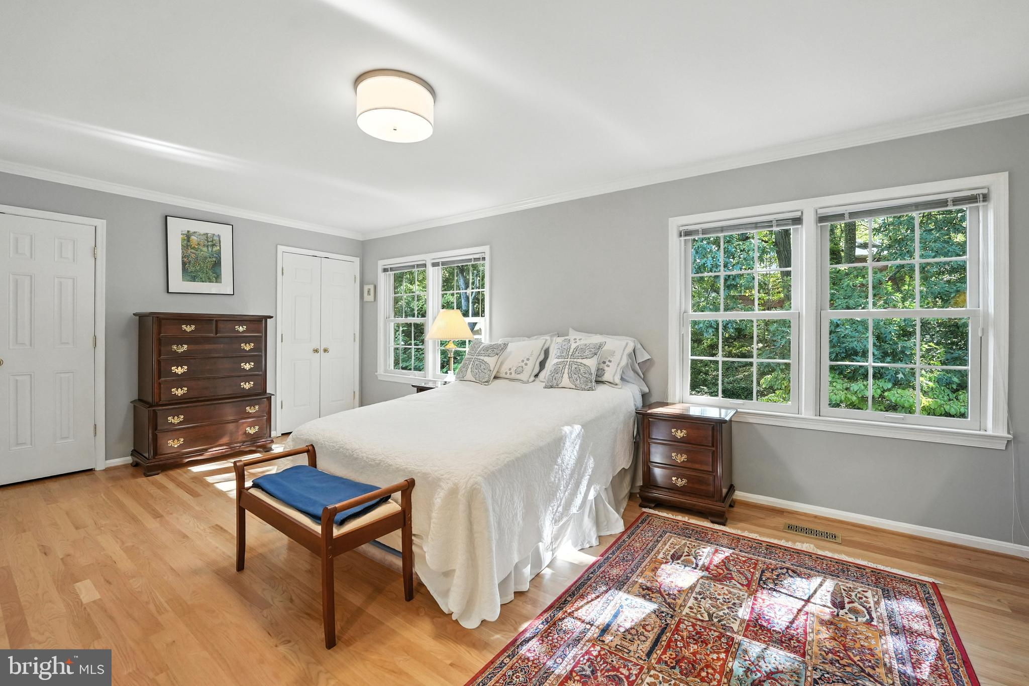 FOREST HILLS - Residential