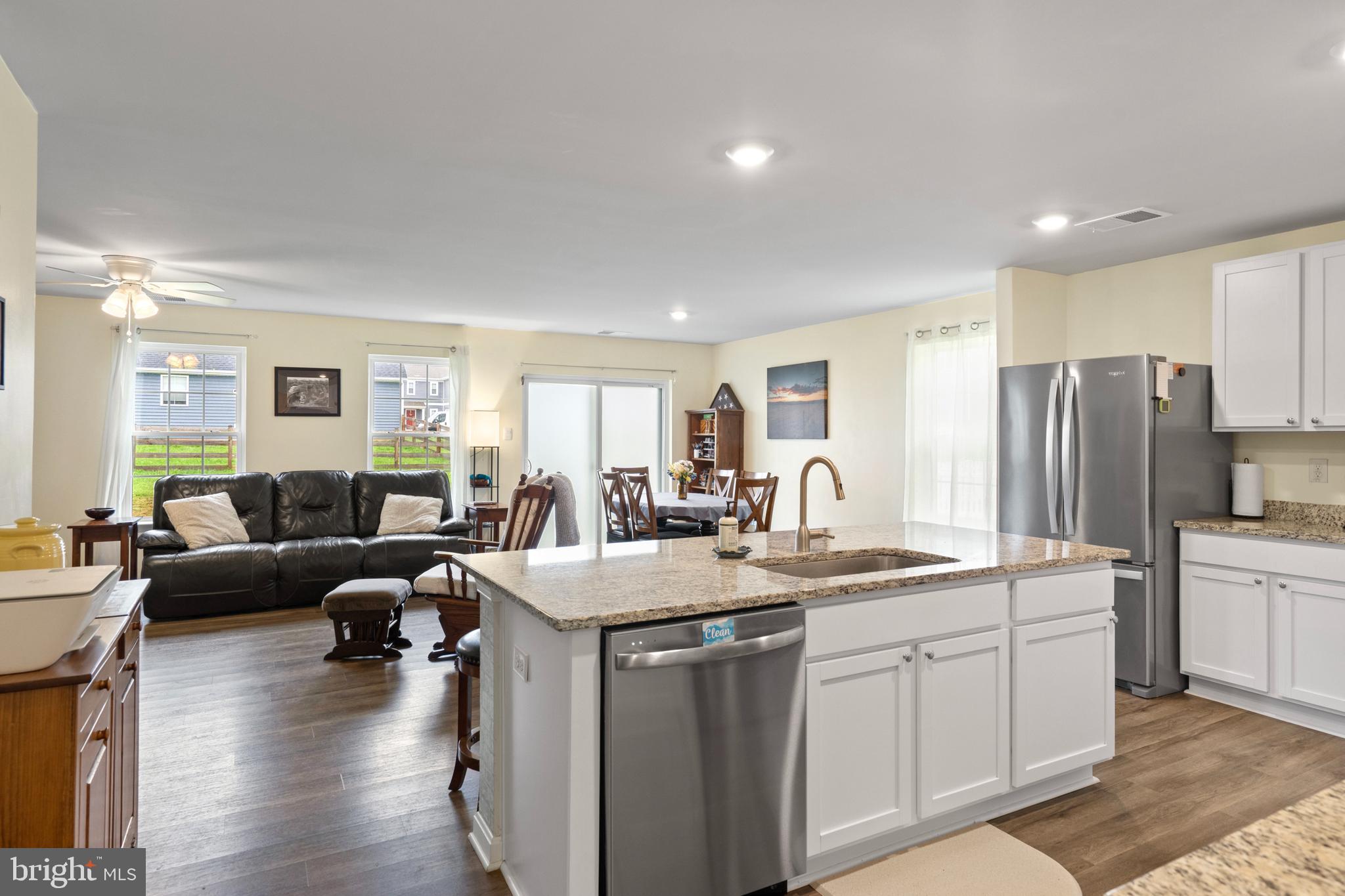 RED HILL - Residential