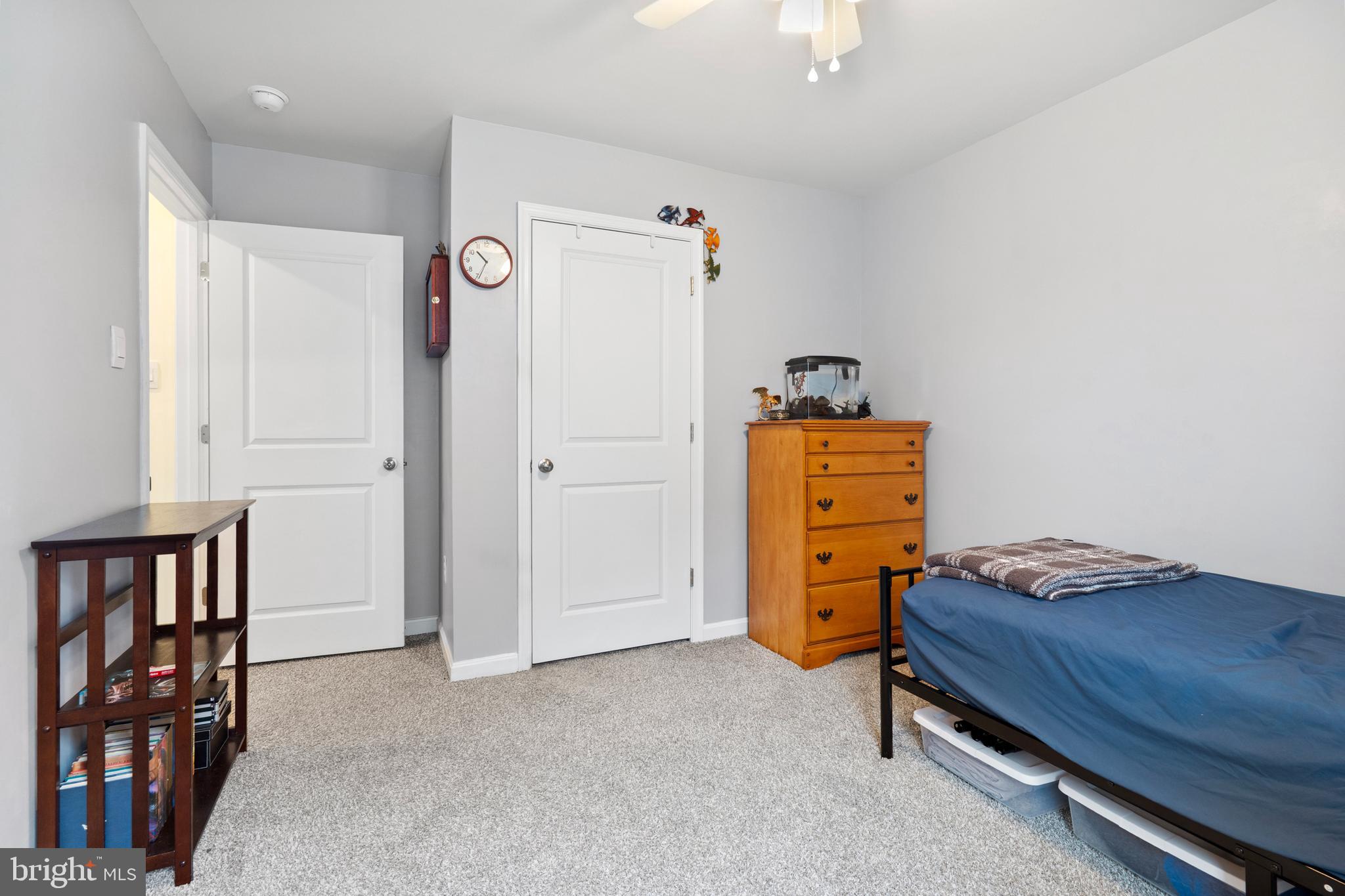 RED HILL - Residential