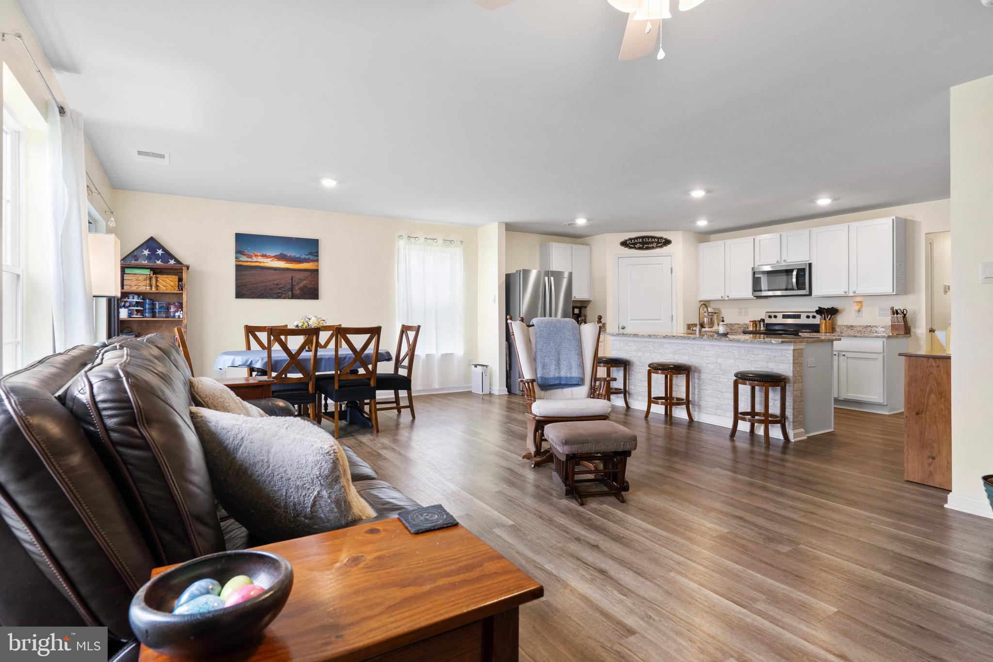 RED HILL - Residential