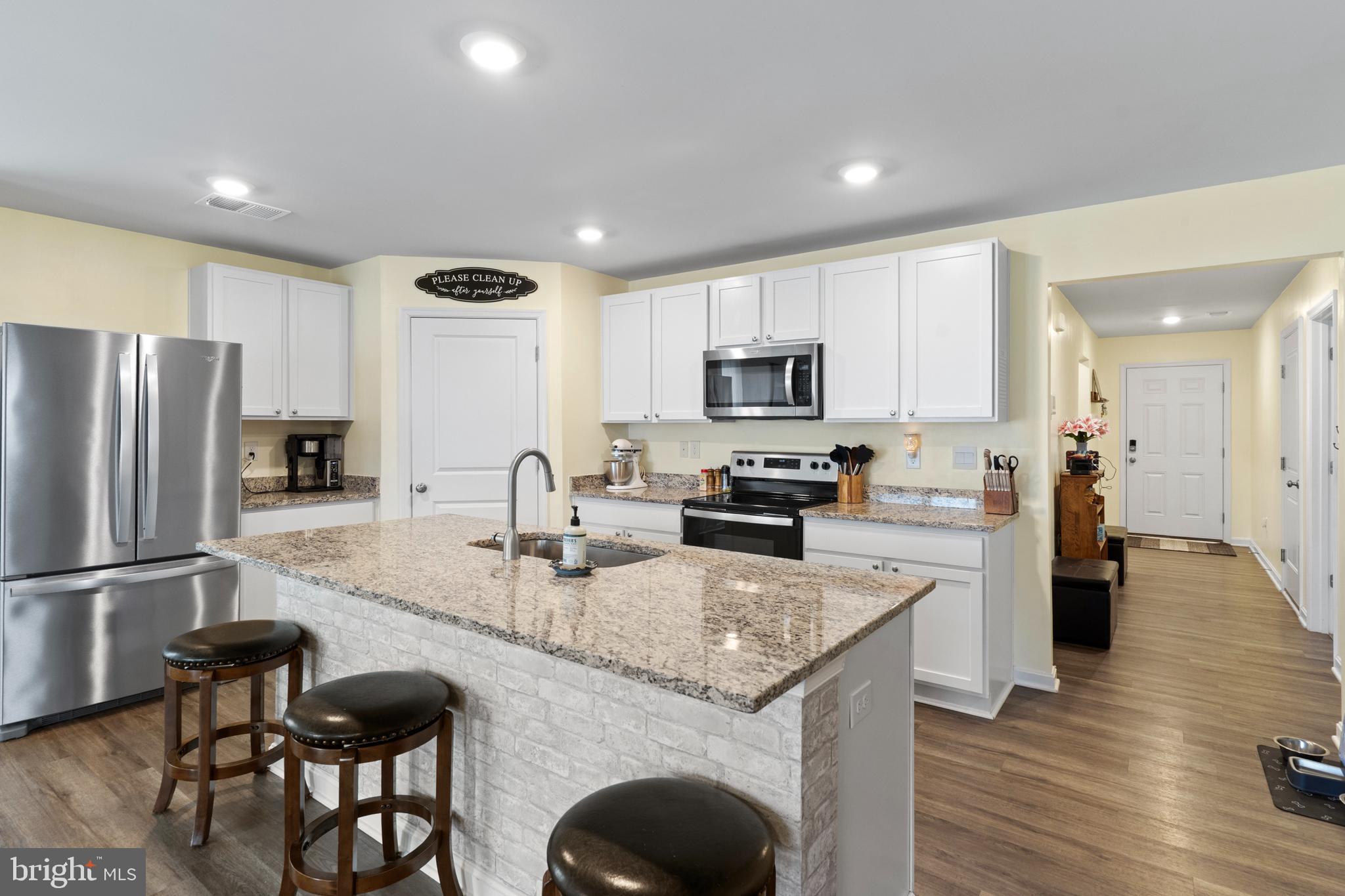 RED HILL - Residential