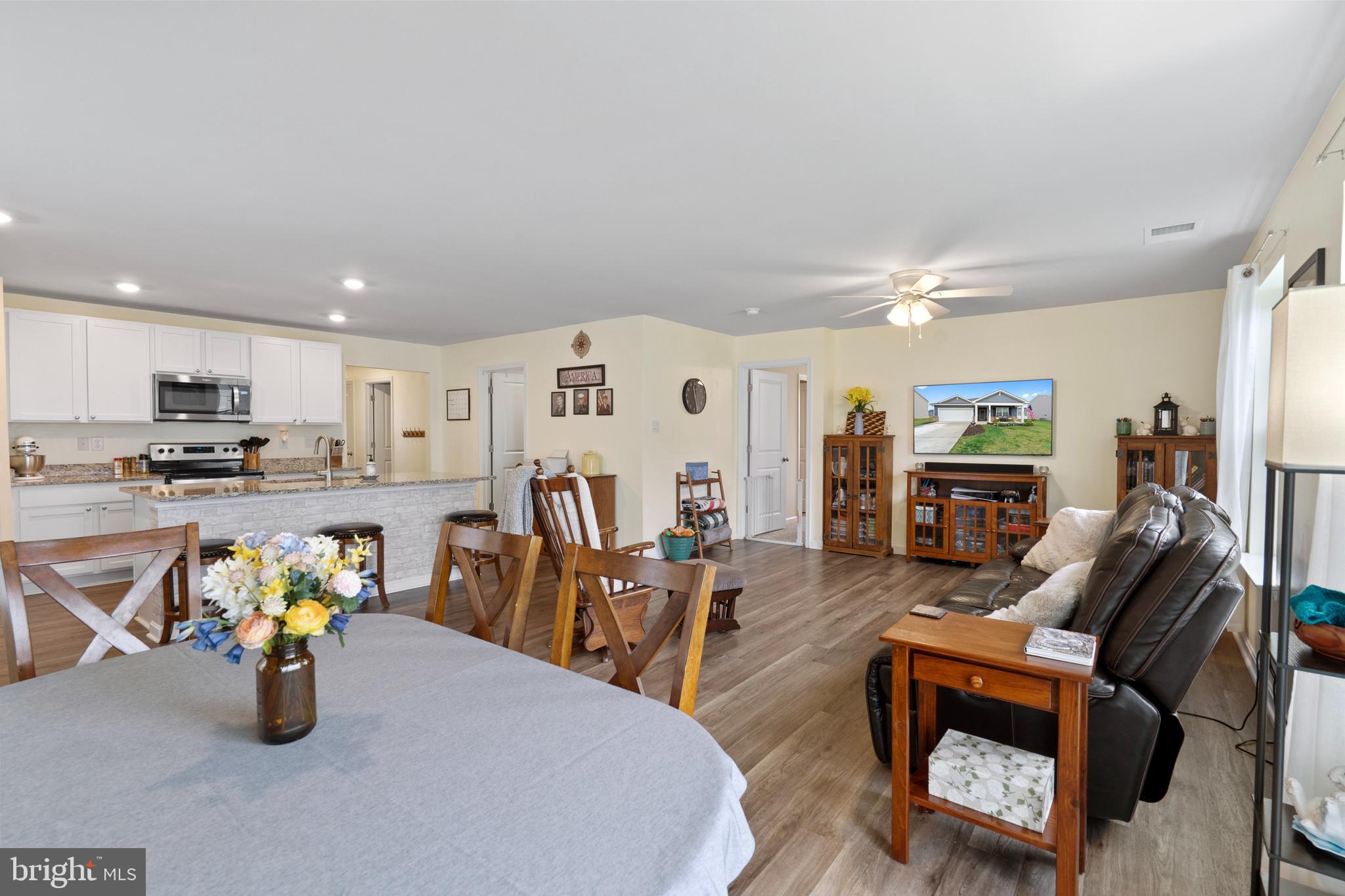 RED HILL - Residential