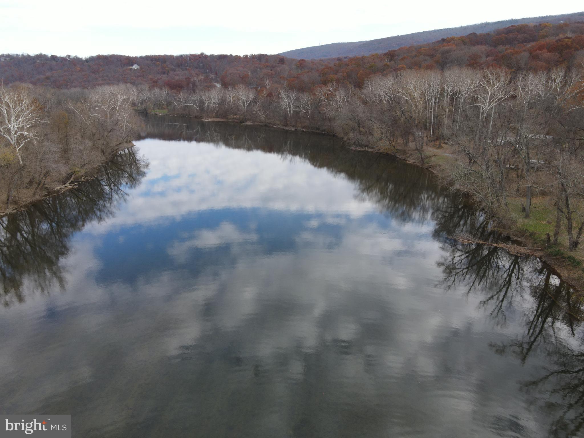 RIVER VIEW PARK - Residential