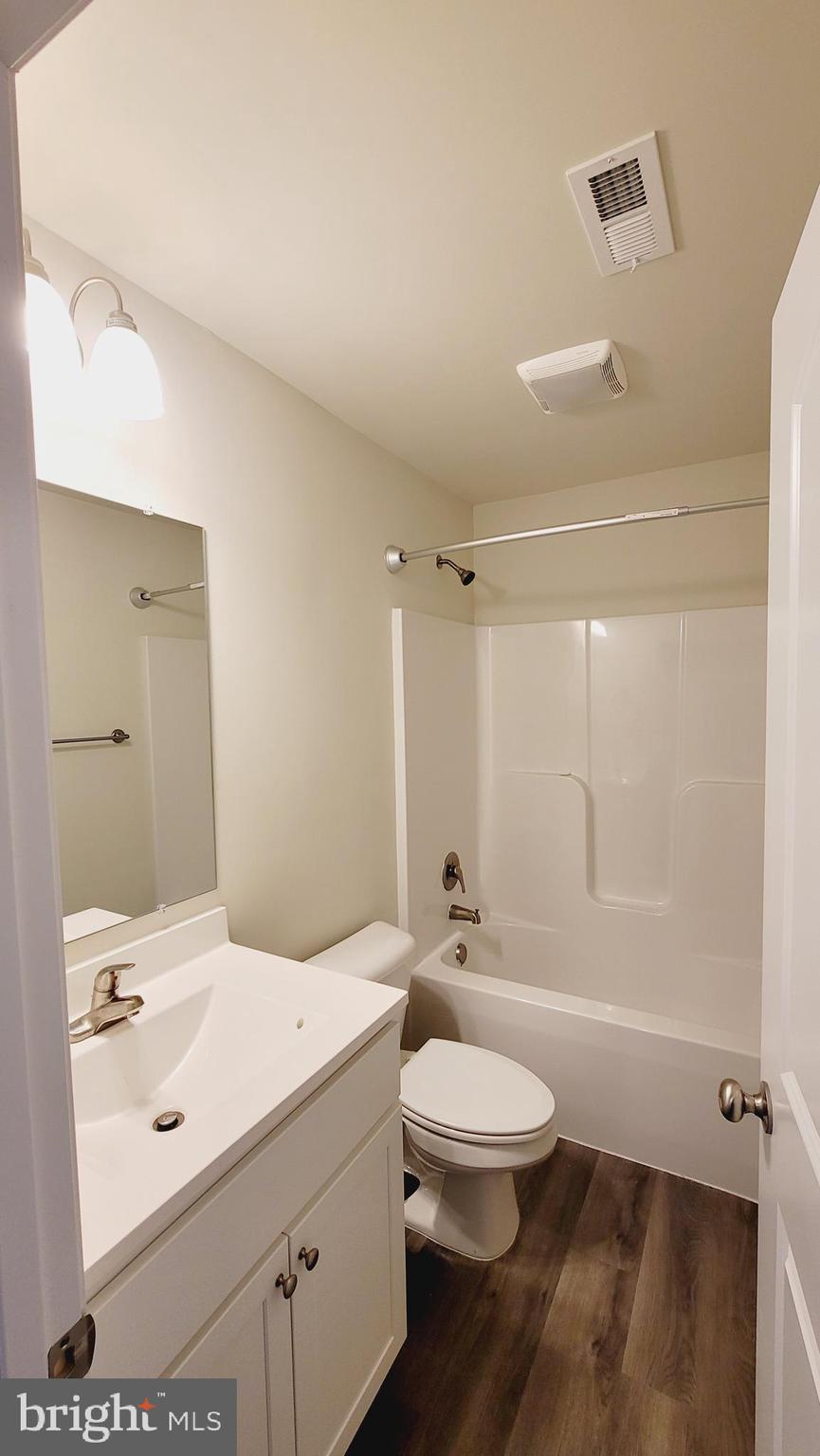 RIVER VIEW PARK - Residential