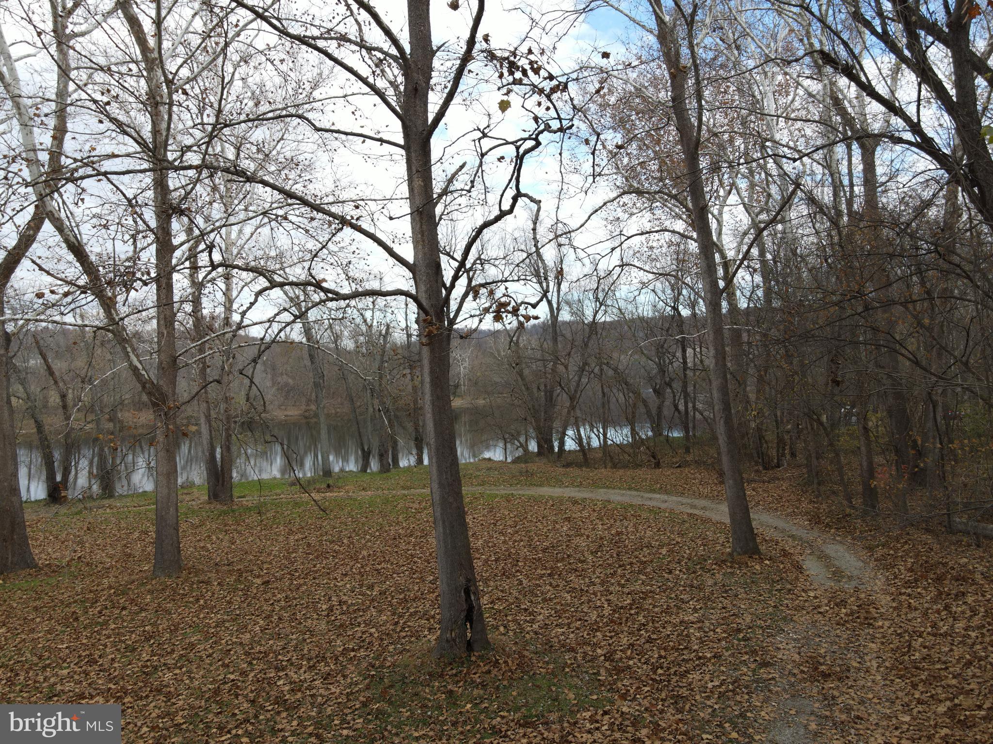 RIVER VIEW PARK - Residential