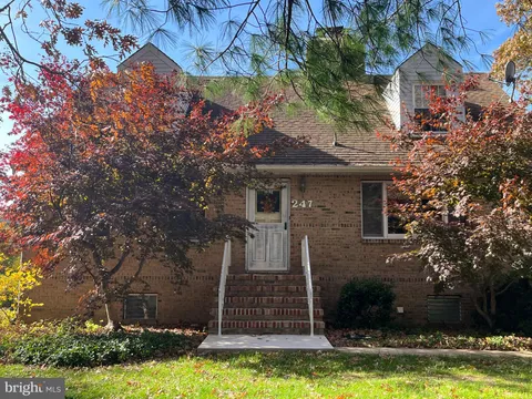 247 Serpentine Drive, Bayville, NJ MLS: NJOC2038244