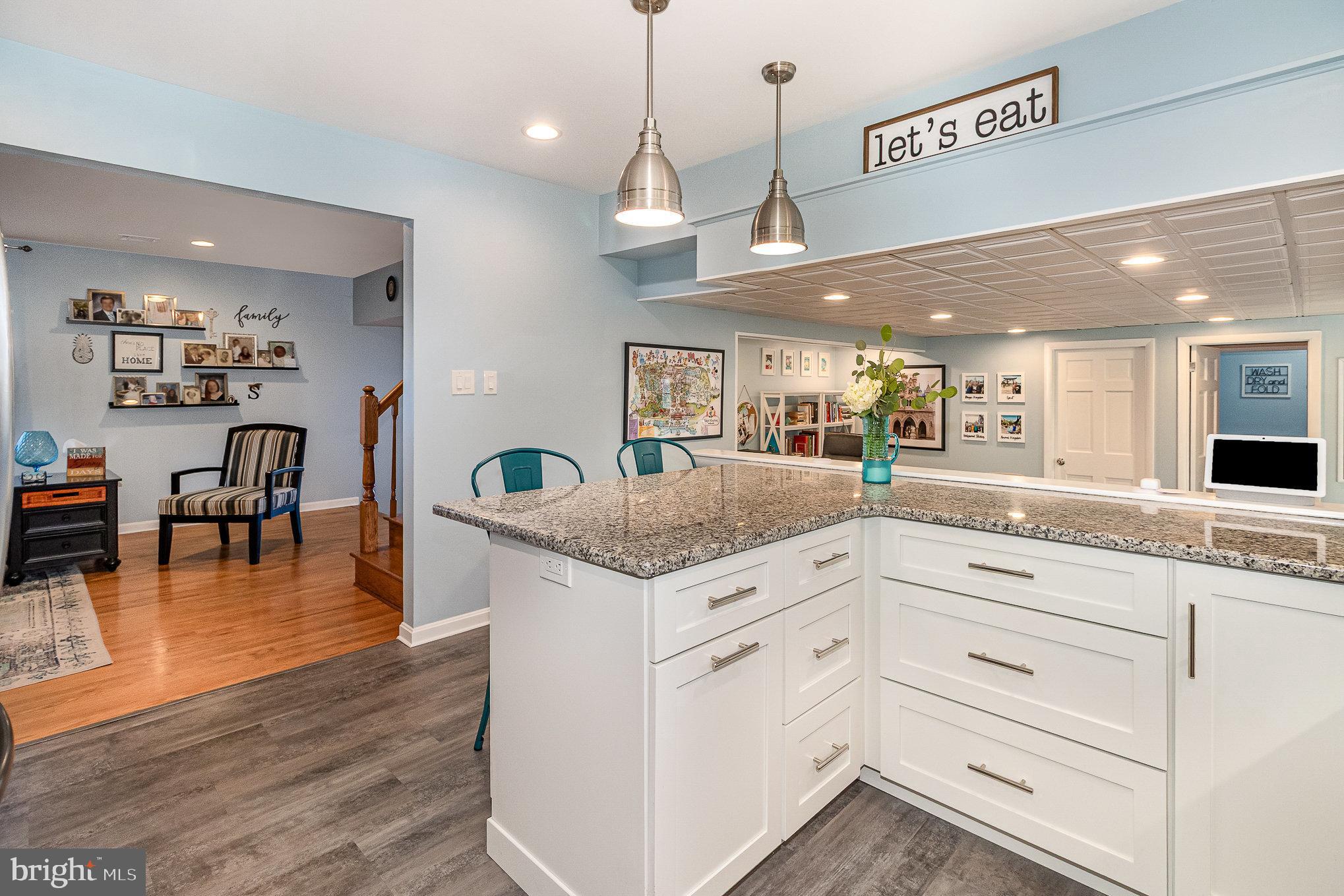 MT ALLEN HEIGHTS - Residential