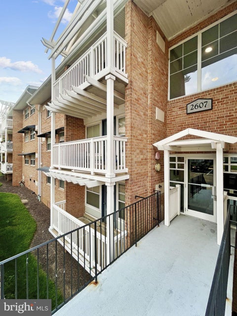 Condo For Sale - 2607 Douglass Road #402<br/> WASHINGTON, DC 20020
