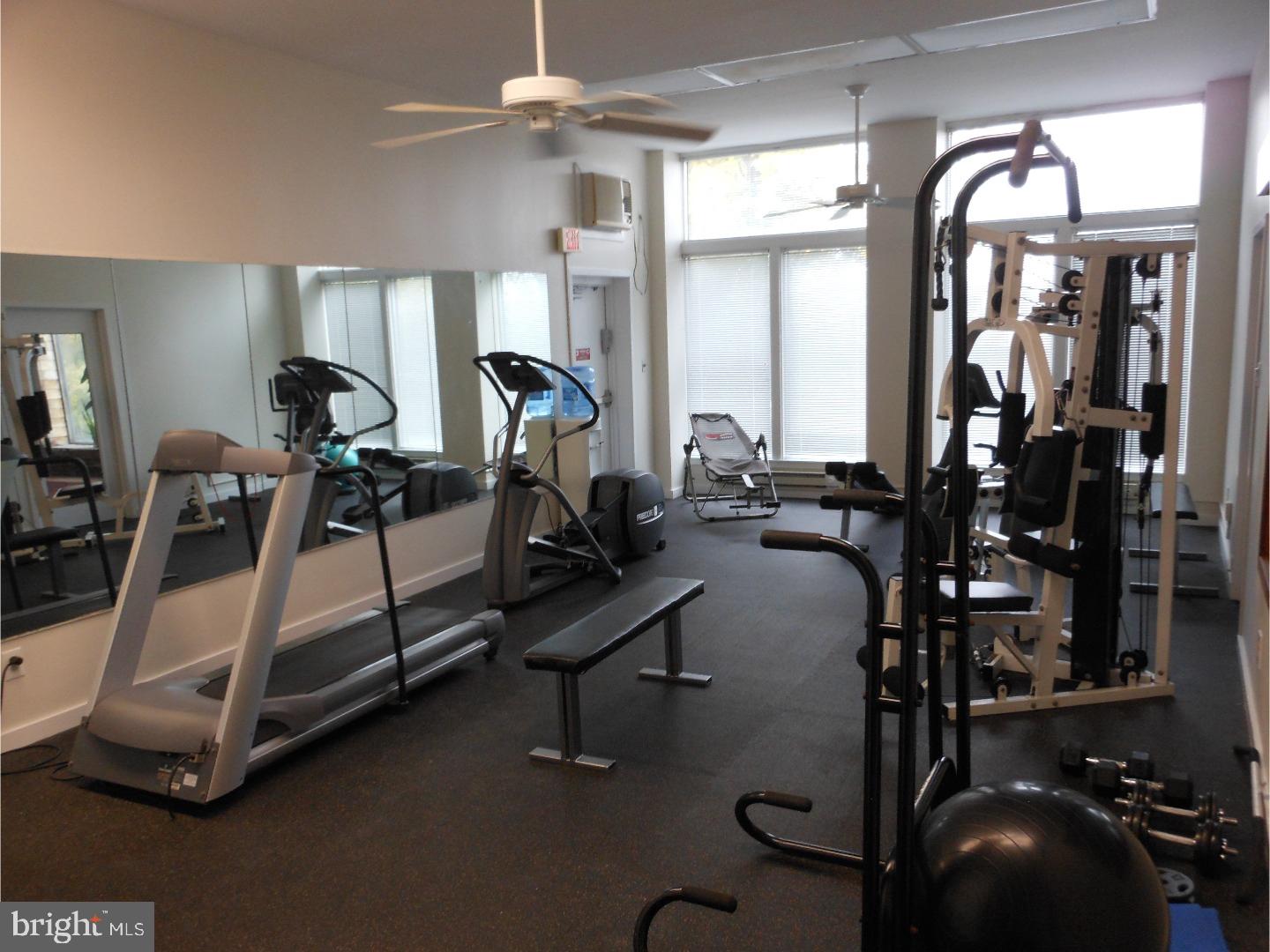 GREEN TREE RUN - Residential Lease