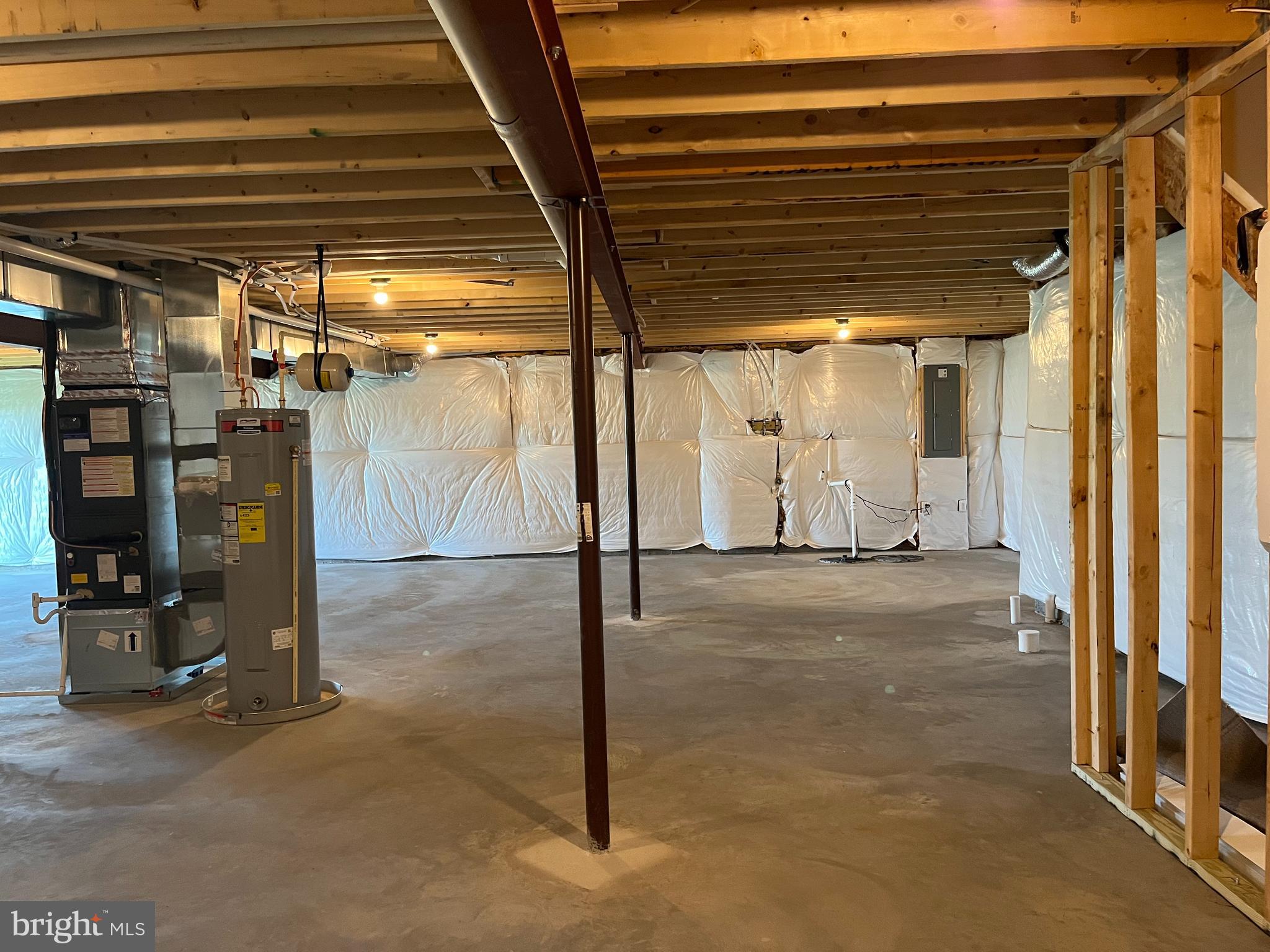 CARDINAL POINTE - Residential Lease