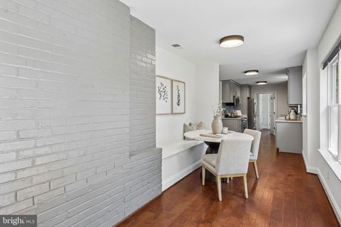 Tiny photo for 201 Longview Drive, ALEXANDRIA, VA 22314 (MLS # VAAX2060370)