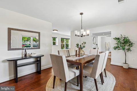 Tiny photo for 201 Longview Drive, ALEXANDRIA, VA 22314 (MLS # VAAX2060370)