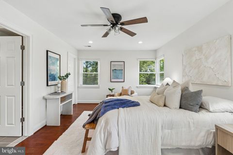 Tiny photo for 201 Longview Drive, ALEXANDRIA, VA 22314 (MLS # VAAX2060370)