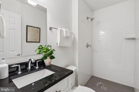 Tiny photo for 201 Longview Drive, ALEXANDRIA, VA 22314 (MLS # VAAX2060370)