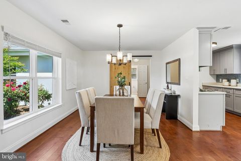 Tiny photo for 201 Longview Drive, ALEXANDRIA, VA 22314 (MLS # VAAX2060370)