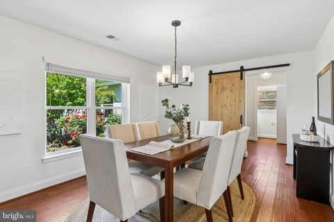 Tiny photo for 201 Longview Drive, ALEXANDRIA, VA 22314 (MLS # VAAX2060370)