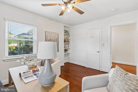 Tiny photo for 201 Longview Drive, ALEXANDRIA, VA 22314 (MLS # VAAX2060370)