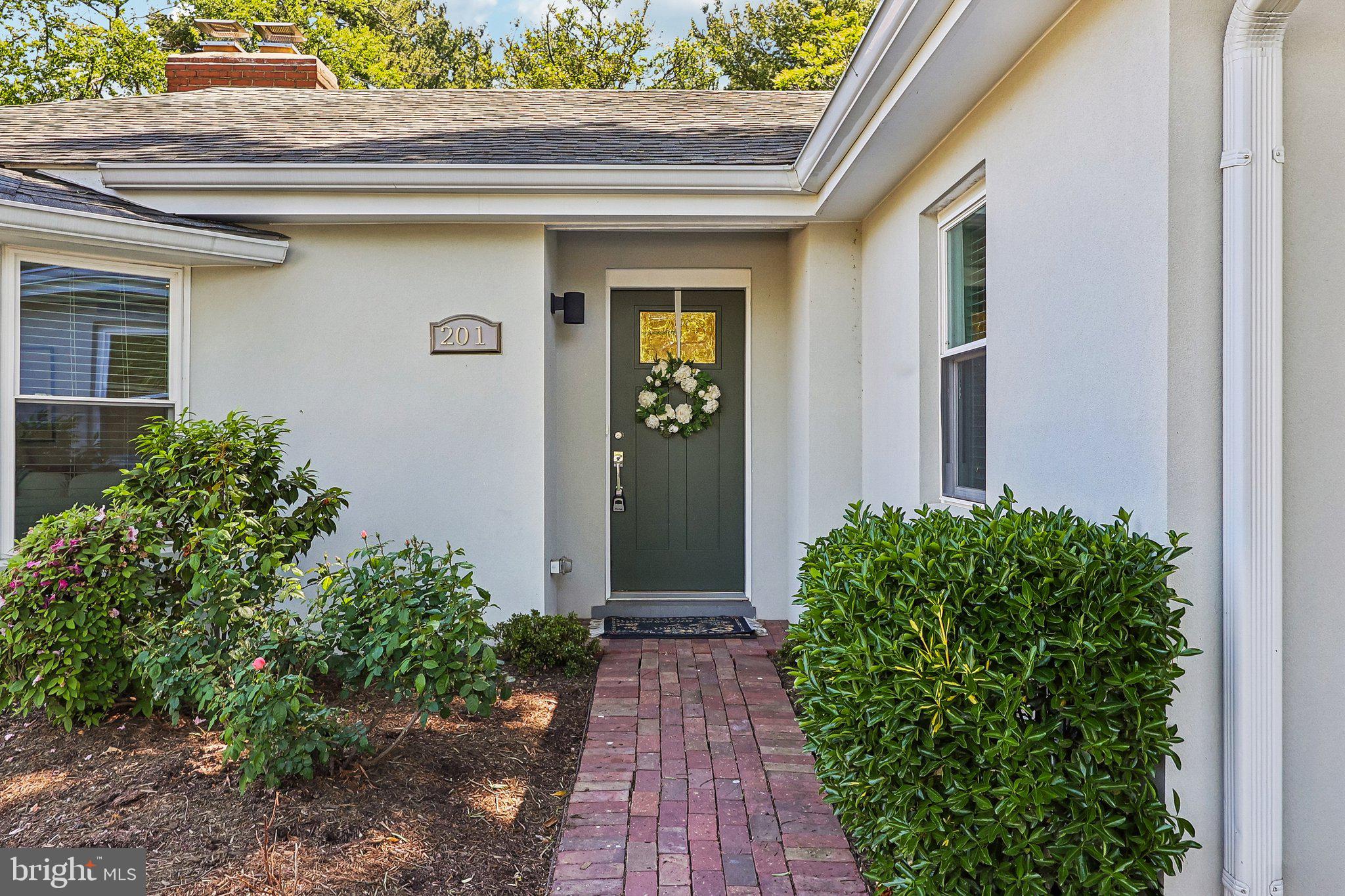 201 LONGVIEW DRIVE